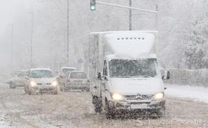 Nove sniježne padavine usporile saobraćaj